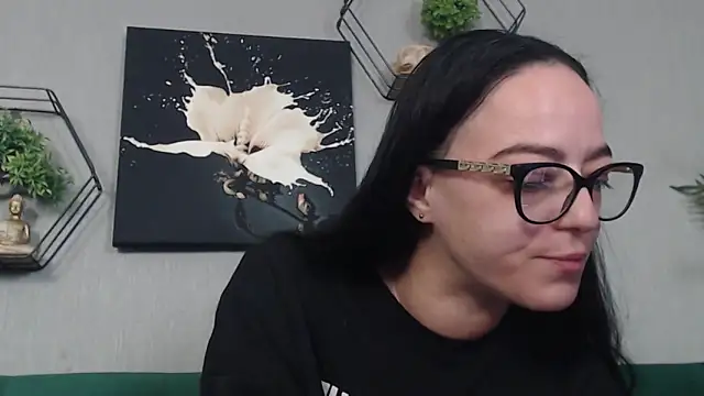 Snapshot of IzabelllNoir chatting on 01-14-26, 07:01 IzabelllNoir online show from 01-14-26, 07:01