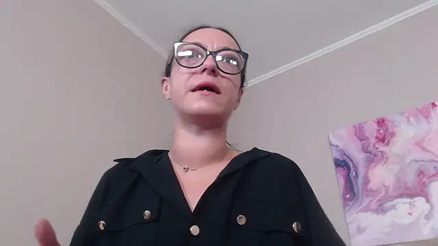 Snapshot of IzabelllNoir chatting on 06-28-26, 03:46 IzabelllNoir online show from 06-28-26, 03:46