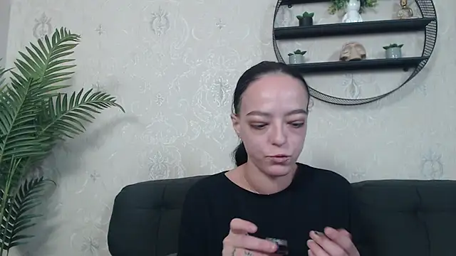 IzabelllNoir online show from 11-21-25, 07:51