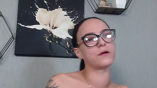 IzabelllNoir online show from 03-10-26, 09:02