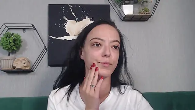 Snapshot of IzabelllNoir chatting on 09-18-25, 10:07 IzabelllNoir online show from 09-18-25, 10:07