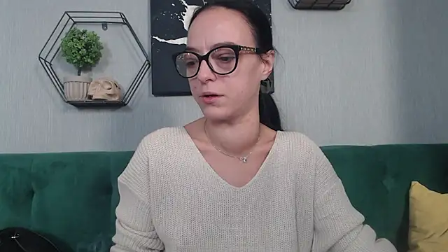 Snapshot of IzabelllNoir chatting on 10-07-25, 07:20 IzabelllNoir online show from 10-07-25, 07:20