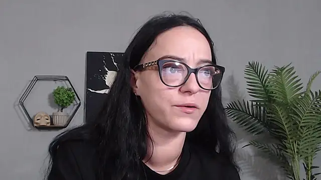 IzabelllNoir online show from 03-15-26, 08:21