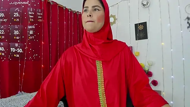 AishaAmin  online show from 10-01-25, 12:20