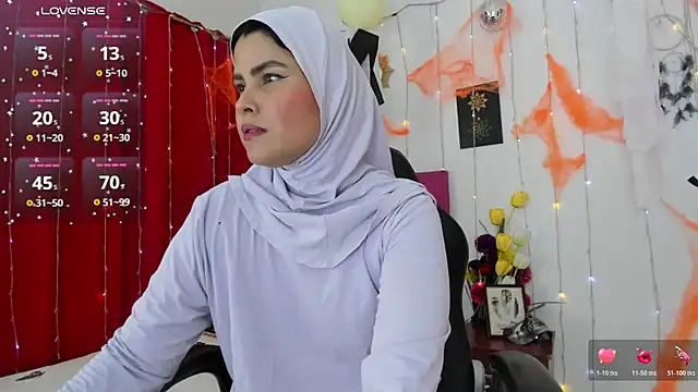 AishaAmin  online show from 11-04-25, 02:48