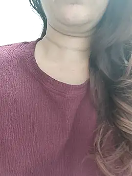 Brown Maxi online show from 03-24-26, 06:41