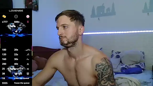 Snapshot of cuple_hoot_ chatting on 10-03-25, 10:00 cuple hoot online show from 10-03-25, 10:00