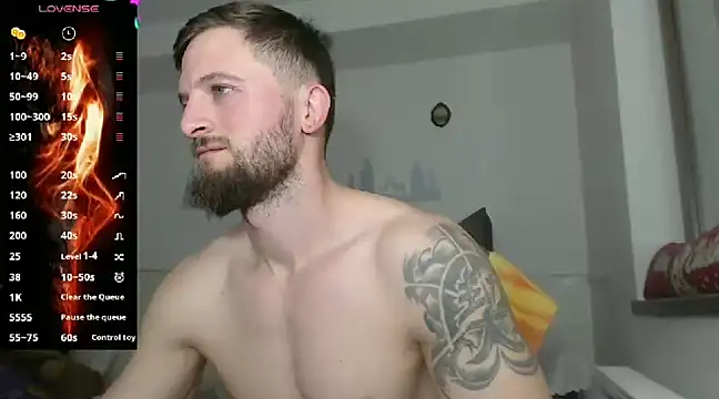 Snapshot of cuple_hoot_ chatting on 02-02-25, 04:22 cuple hoot online show from 02-02-25, 04:22