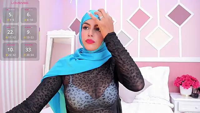 Snapshot of Lea_nahid chatting on 02-13-26, 07:03 Lea nahid online show from 02-13-26, 07:03