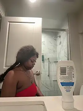 Snapshot of JoWheelsss chatting on 02-21-25, 08:05 JoWheelsss online show from 02-21-25, 08:05