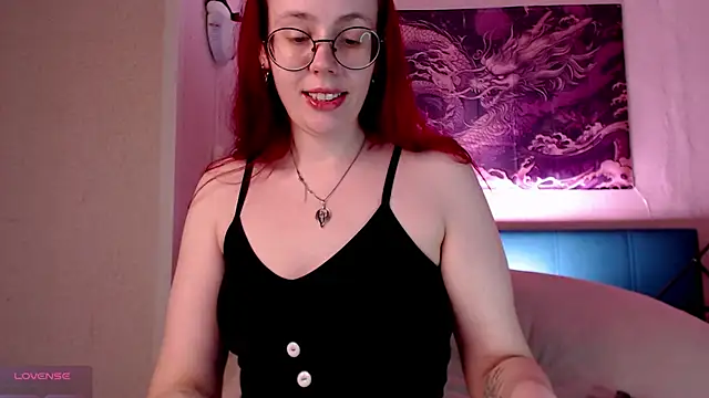 VanessaLincum online show from 12-14-25, 06:52