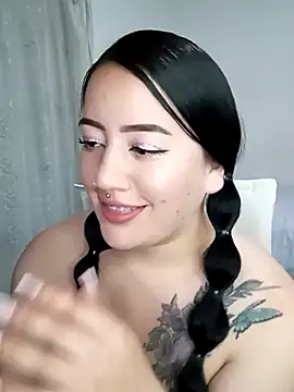 Snapshot of kirara_dirty chatting on 02-11-25, 04:44 kirara dirty online show from 02-11-25, 04:44