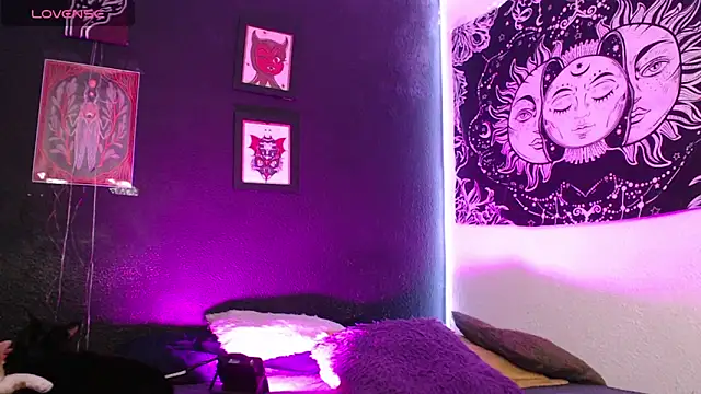 niakat  online show from 09-18-25, 08:56