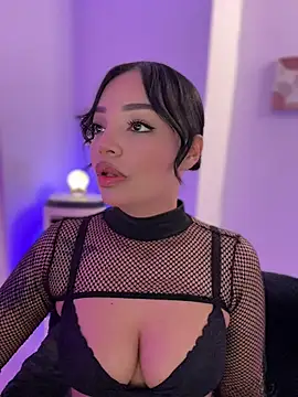 Sara LipsX online show from 02-07-26, 12:40