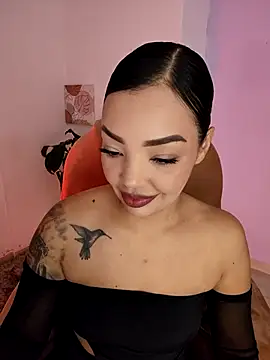 Sara LipsX online show from 11-20-25, 01:50