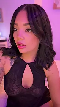 Sara LipsX online show from 03-08-26, 02:04