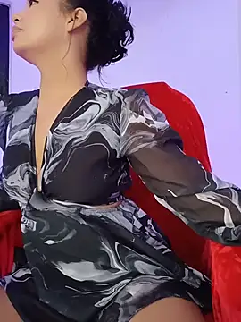 Sara LipsX online show from 11-30-25, 02:45