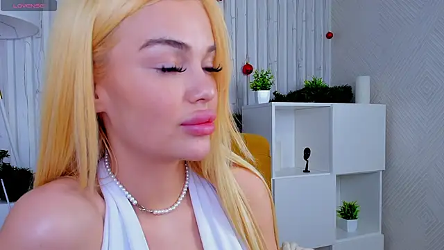 Angel Sapphire  online show from 01-18-25, 03:05