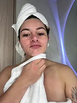 AtheneaRossi online show from 02-17-26, 12:13