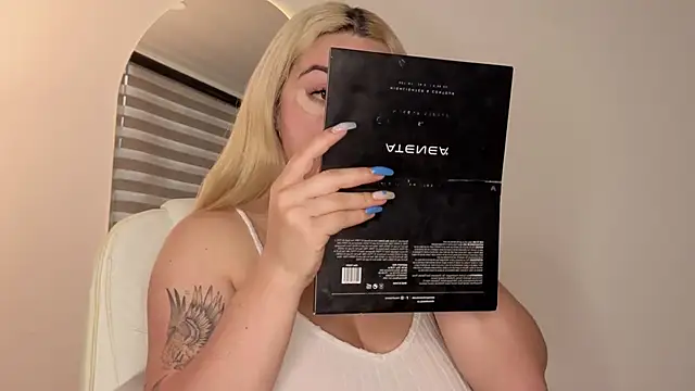 AtheneaRossi online show from 10-24-25, 11:53