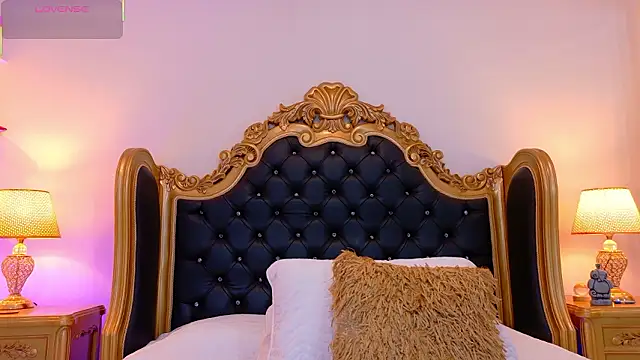 AdelinaVans online show from 02-28-26, 11:43