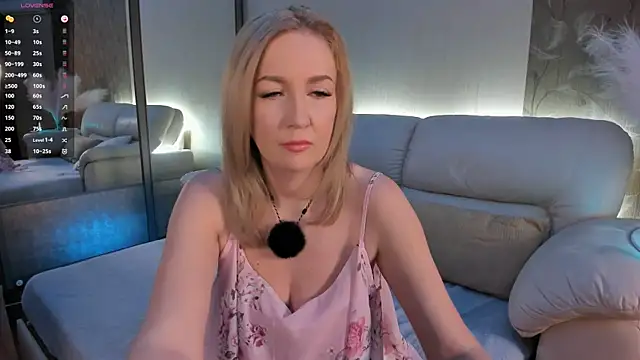 LaVitaBelle online show from 04-03-26, 01:34