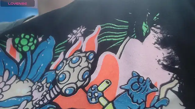 Snapshot of vitoria23_ chatting on 03-18-25, 02:28 vitoria23 online show from 03-18-25, 02:28