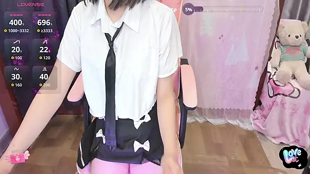 Yuka Chan online show from 10-15-25, 12:09