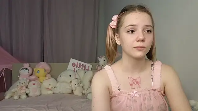 PrincessLittleKiki online show from 07-16-26, 08:06