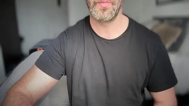 Snapshot of Mr_Beef chatting on 03-13-26, 11:15 Mr Beef online show from 03-13-26, 11:15