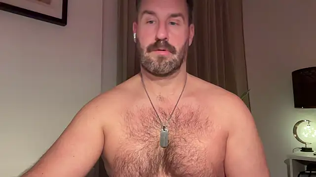 Snapshot of Mr_Beef chatting on 01-13-25, 11:17 Mr Beef online show from 01-13-25, 11:17