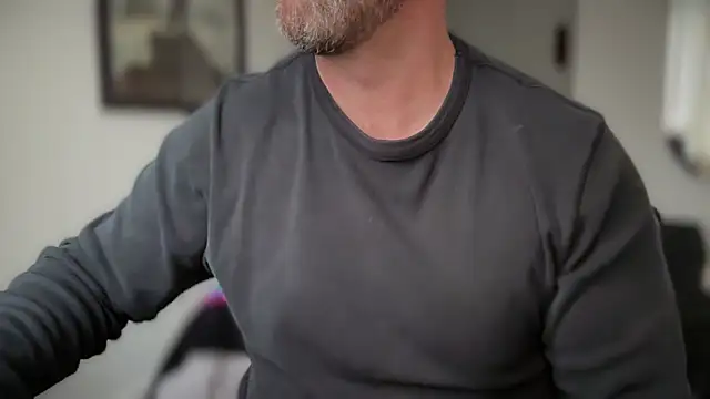 Mr Beef online show from 11-03-25, 03:04