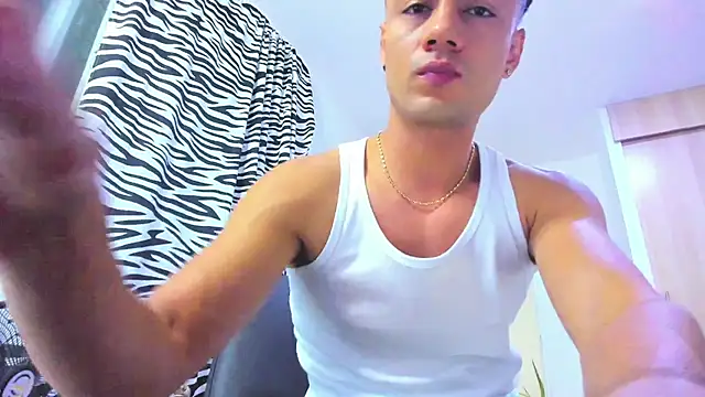 Sebastian-Dash online show from 02-05-25, 02:08