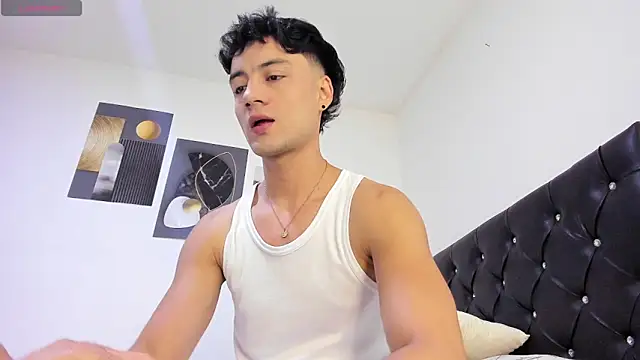 Sebastian-Dash online show from 10-18-25, 09:06