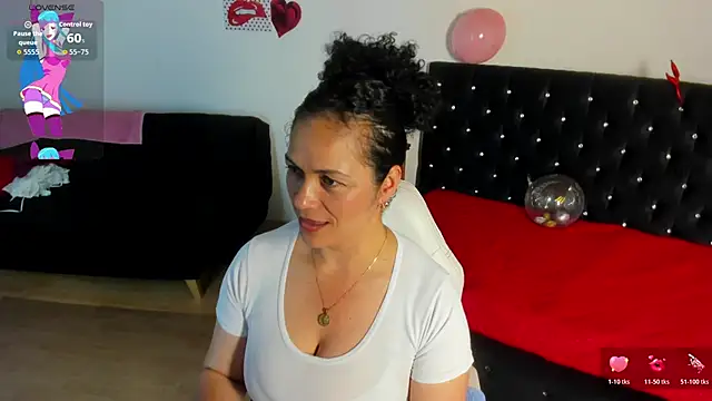 Snapshot of Aliciia_cute1 chatting on 05-13-26, 09:55 Aliciia cute1 online show from 05-13-26, 09:55