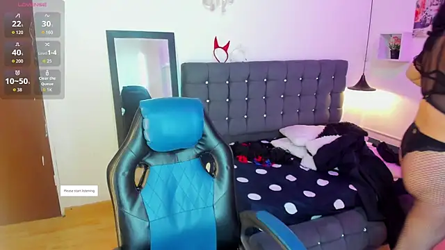 Aliciia cute1 online show from 11-22-25, 09:46