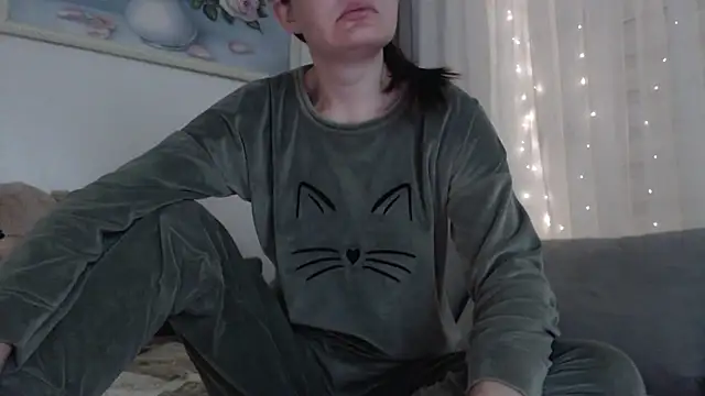  JustmeHere  online show from 11-24-25, 11:05