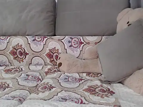  JustmeHere  online show from 10-29-25, 06:29