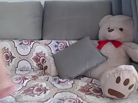  JustmeHere  online show from 10-31-25, 11:07