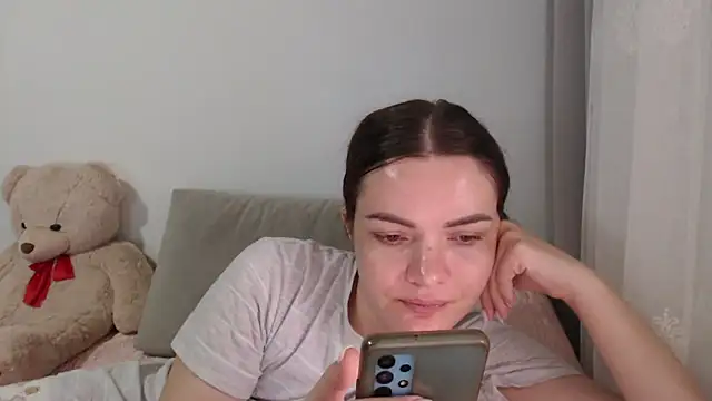  JustmeHere  online show from 12-14-25, 09:59