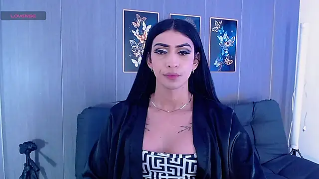 Snapshot of Evelynn_sex_ chatting on 09-19-25, 02:21 Evelynn sex online show from 09-19-25, 02:21