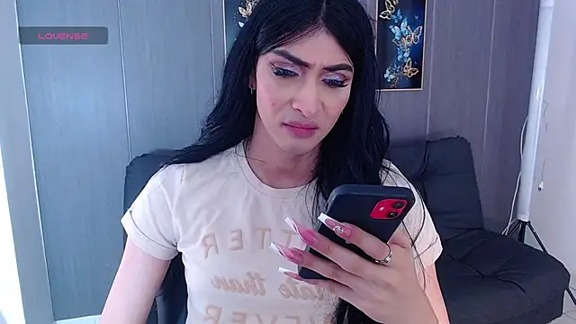 Snapshot of Evelynn_sex_ chatting on 09-16-25, 02:18 Evelynn sex online show from 09-16-25, 02:18