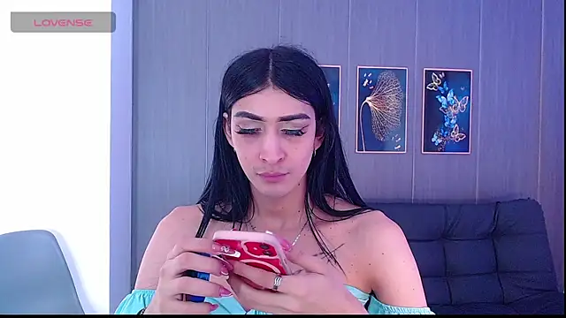 Snapshot of Evelynn_sex_ chatting on 09-23-25, 02:35 Evelynn sex online show from 09-23-25, 02:35