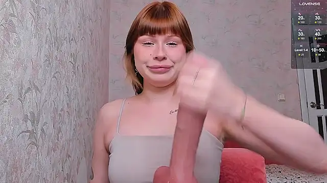 Snowgirl  online show from 09-13-25, 10:26