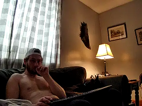 Snapshot of Seymour93 chatting on 01-28-25, 01:16 Seymour93 online show from 01-28-25, 01:16