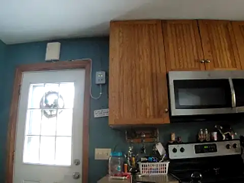 Snapshot of Seymour93 chatting on 02-07-25, 08:10 Seymour93 online show from 02-07-25, 08:10