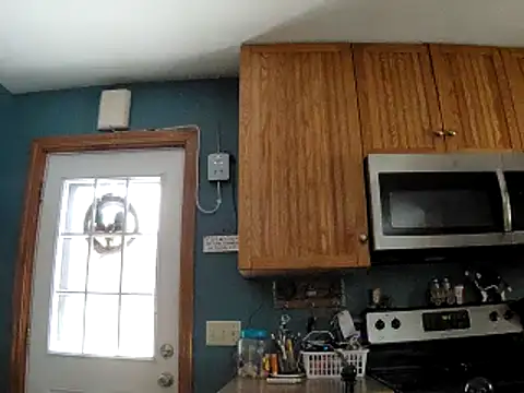 Snapshot of Seymour93 chatting on 02-03-25, 02:24 Seymour93 online show from 02-03-25, 02:24