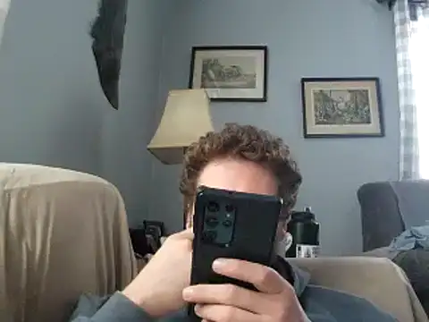 Snapshot of Seymour93 chatting on 01-24-25, 04:49 Seymour93 online show from 01-24-25, 04:49