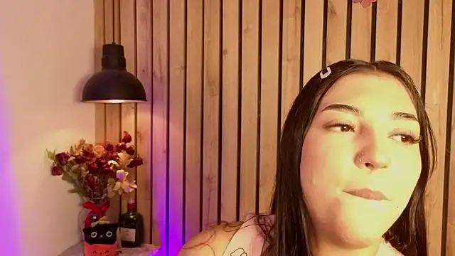 sofiesoft online show from 10-24-25, 01:54