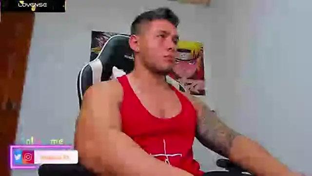 Snapshot of Marco_diaz1 chatting on 05-23-26, 11:37 Marco diaz1 online show from 05-23-26, 11:37